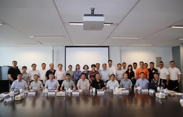 中國醫藥物資協會、中央廣播電視總臺聯合舉辦